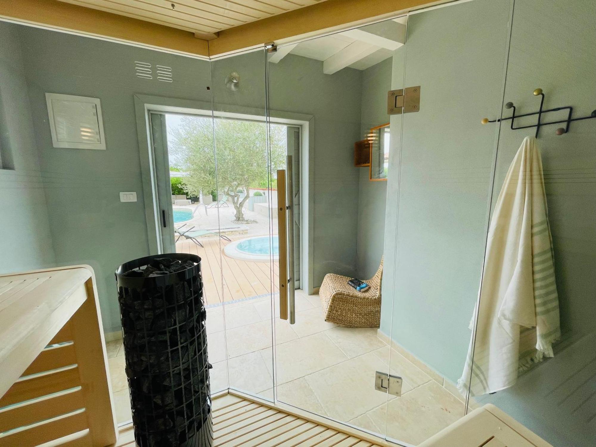 Luxury Villa In Istria - 9,000 Sqm Private Estate With Pool & Sauna, 15 Min To Sea, Near Fazana, 3 Bedrooms Juršići Exterior foto